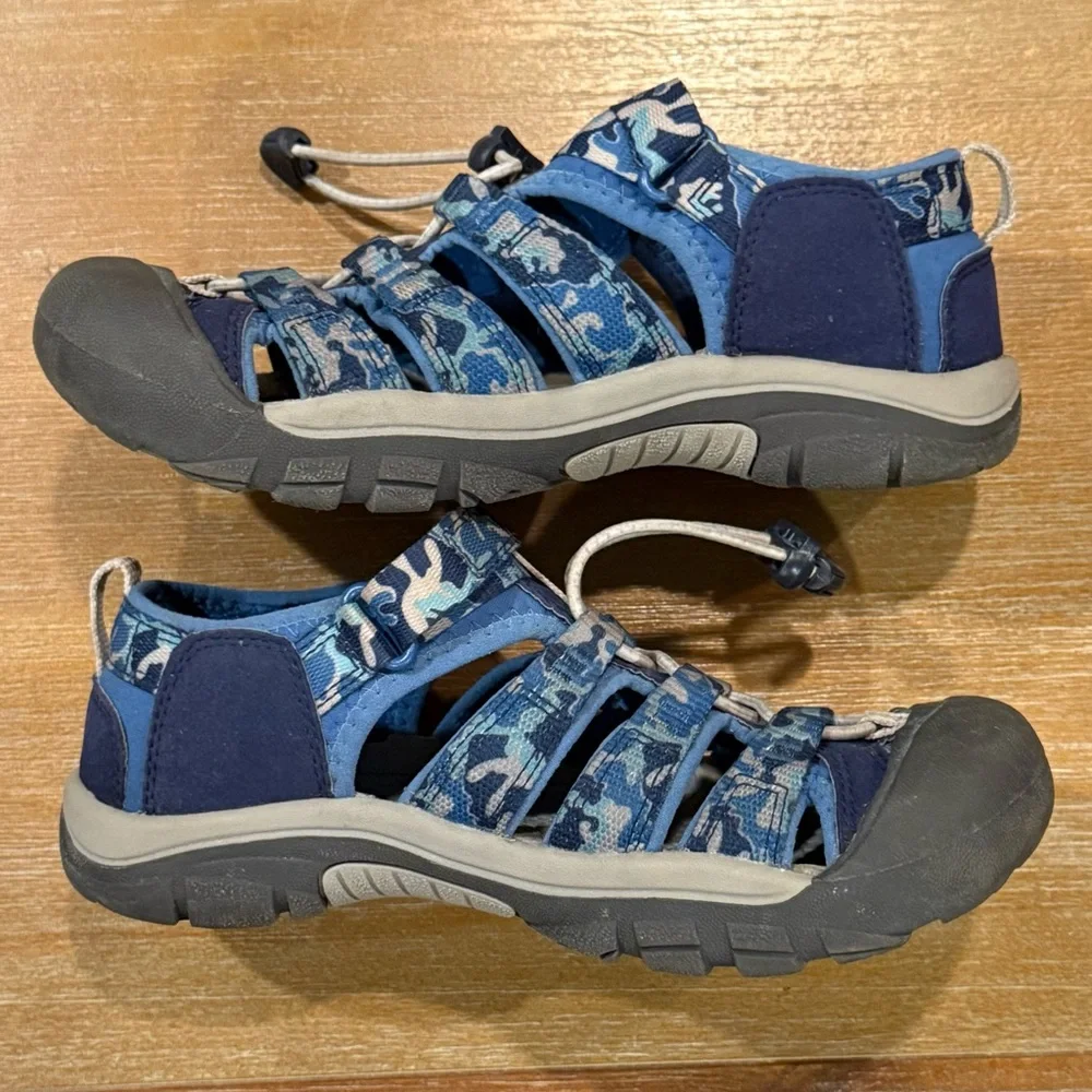 Keen Newport H2 Kids Water Shoes‎ Quick Dry Hook & Loop Camo/Bright Cobalt Sz 4